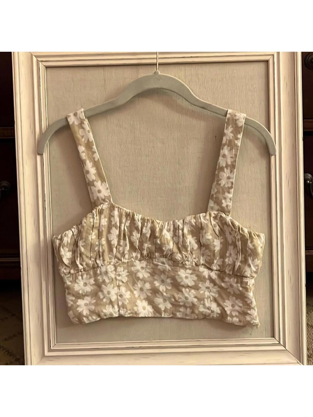 Princess Polly tan and white floral gathered crop top w side zip - 8